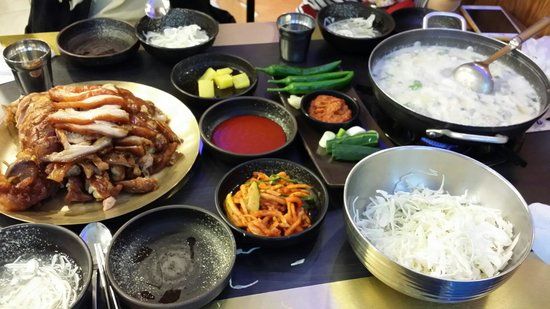 Manjok Ohyang Jokbal City Hall