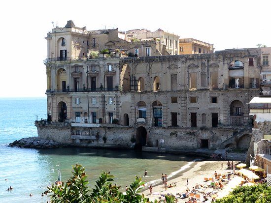 Palazzo donn'Anna