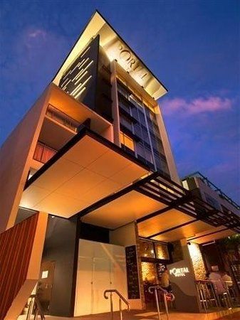 O Bar & Restaurant