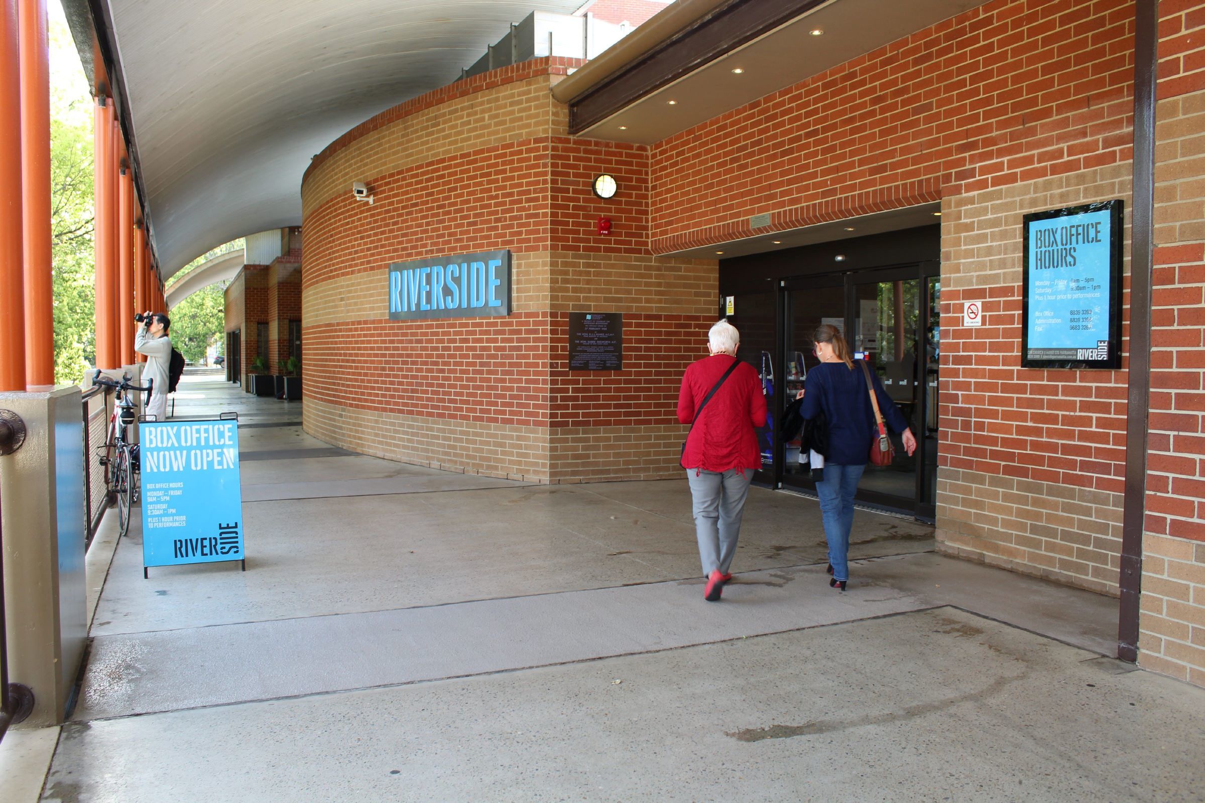 Riverside Theatres