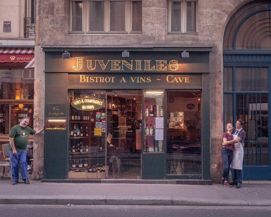 Juveniles Wine Bar