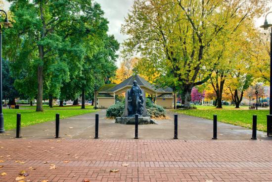 Esther Short Park