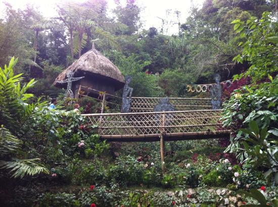 Tam-awan Village