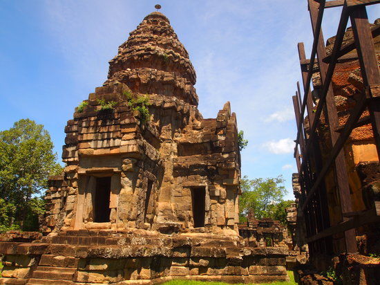 Wat Athvear Temple