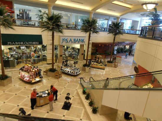 The Galleria at Fort Lauderdale Shopping Center