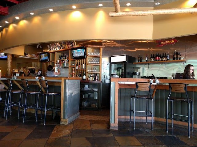 Willowcreek Grill