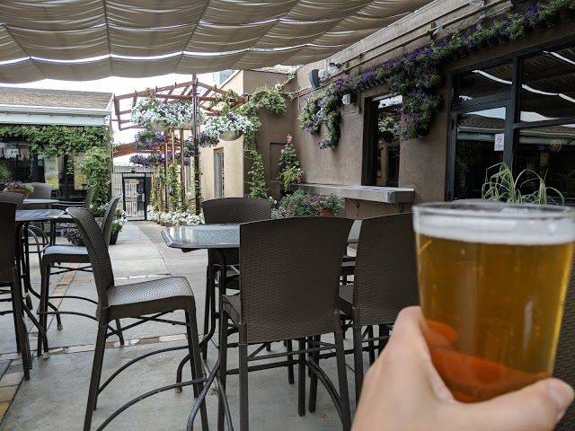 Poplar Street Pub