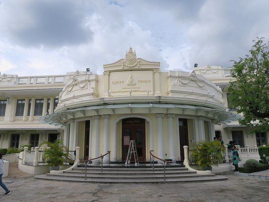 Queen Sirikit Museum of Textiles